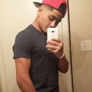 Meet your Posher, Diego